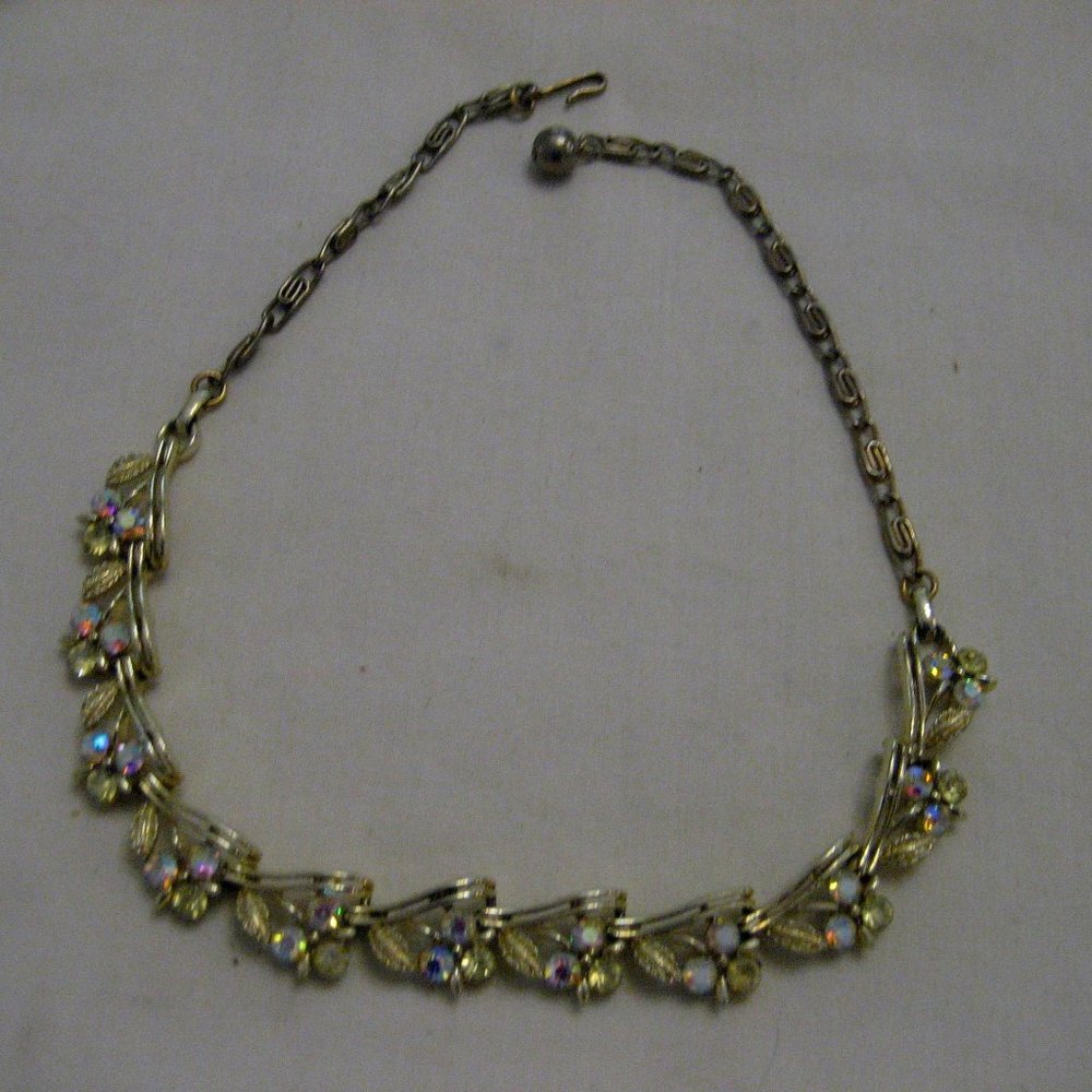VINTAGE CORO BLUE BOREALIS RHINESTONE CHOKER